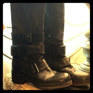 Vic Matie Italian 🌷boots 7